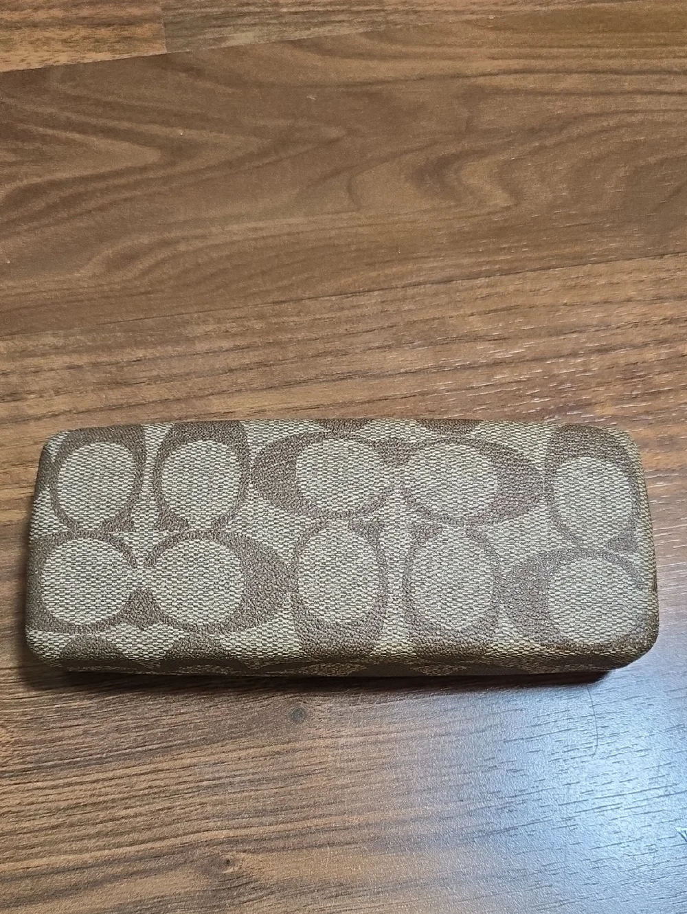 COACH Signature Tan Brown Hard Clamshell Eye Glass Sun Glasses Case